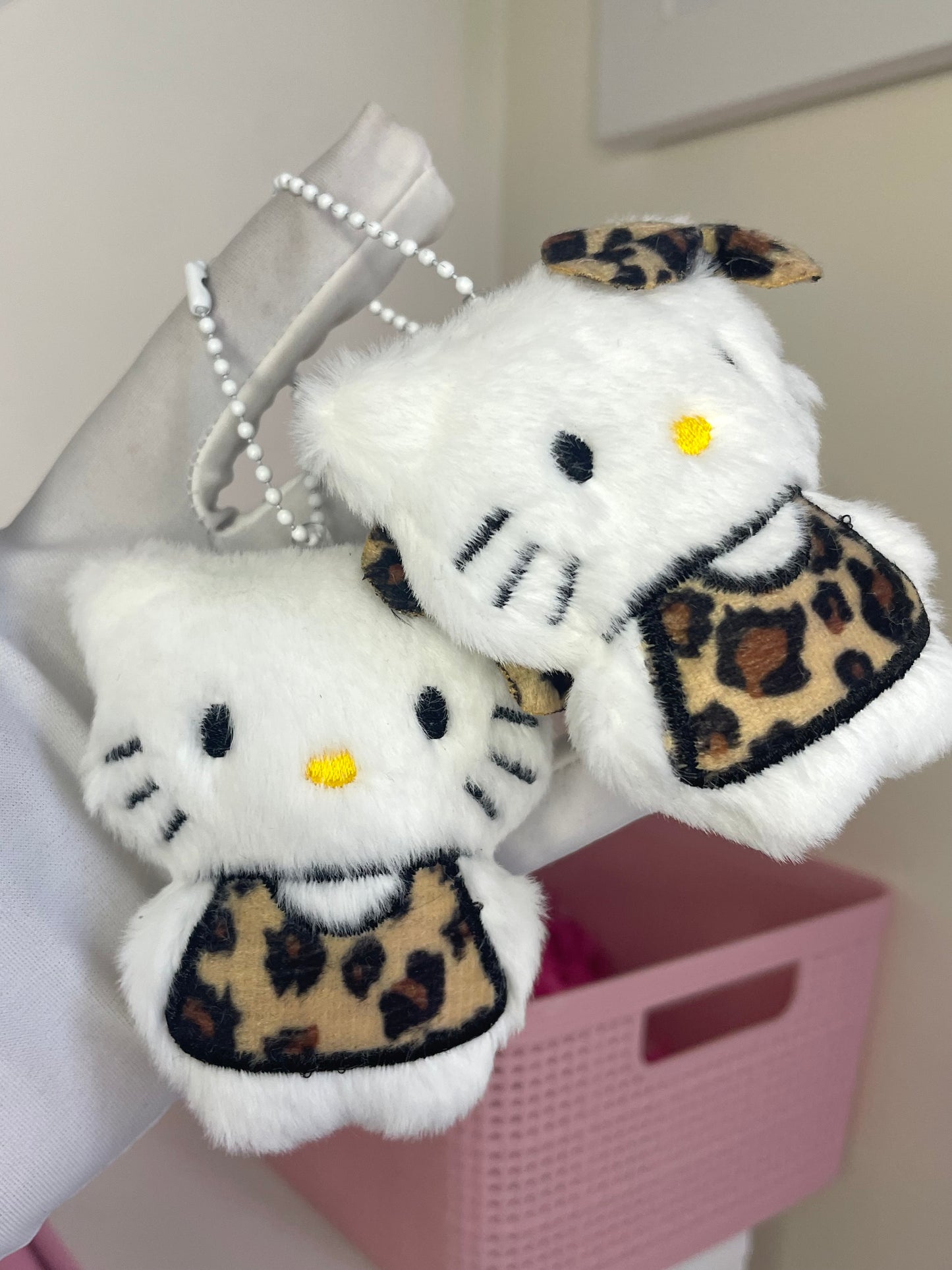 Cheetah hello kitty keychain (ball chain & 1 piece)