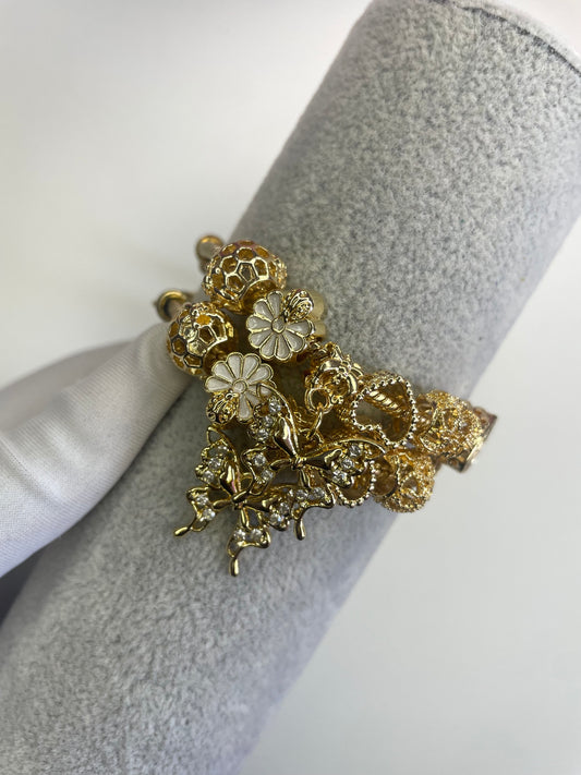 Honeysuckle charm bracelet (1 piece)