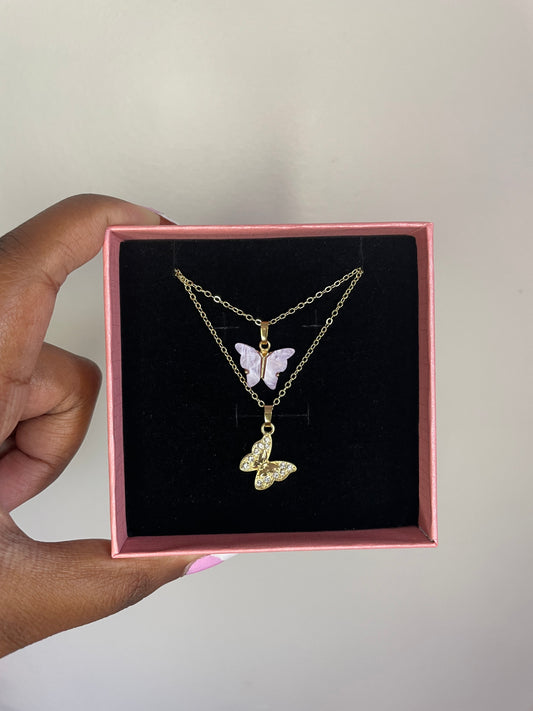 Fluttering butterflies necklace set