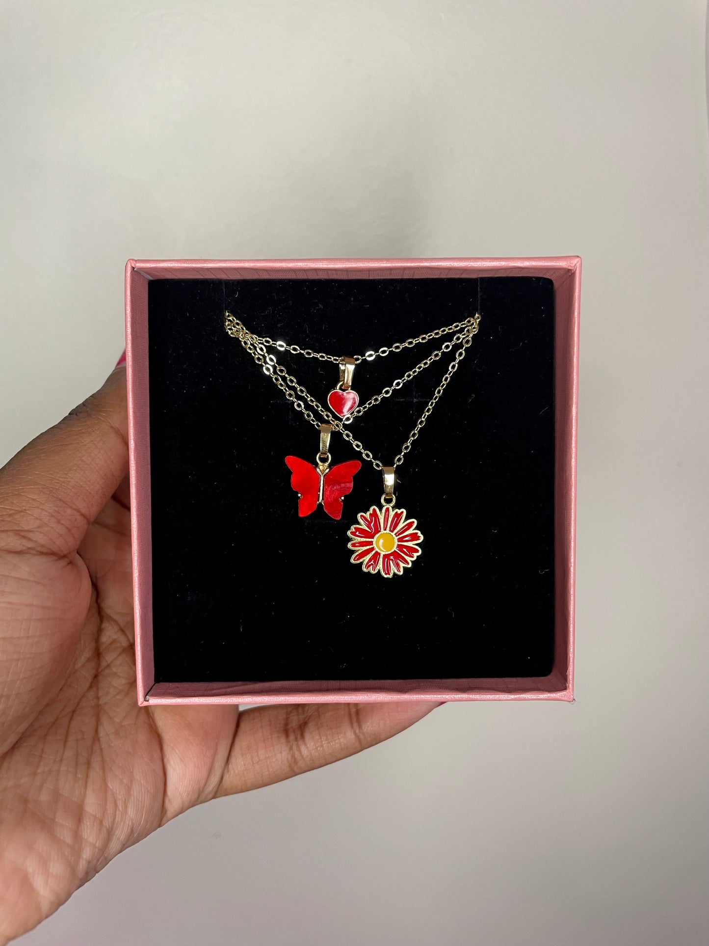 Red garden necklace set