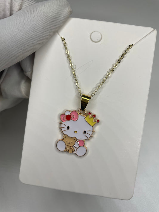 Queen hello kitty necklace