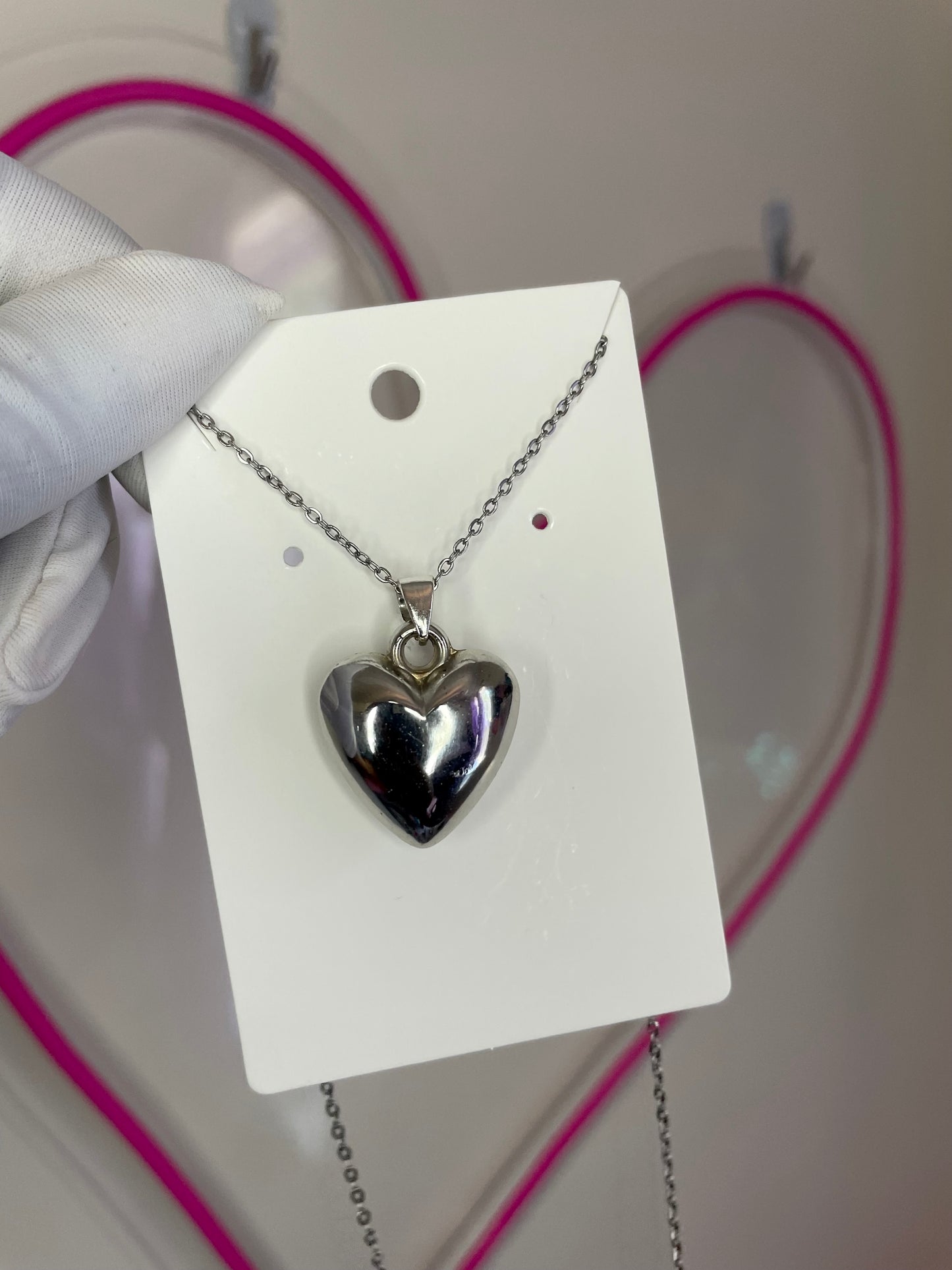 Puffer heart silver necklace