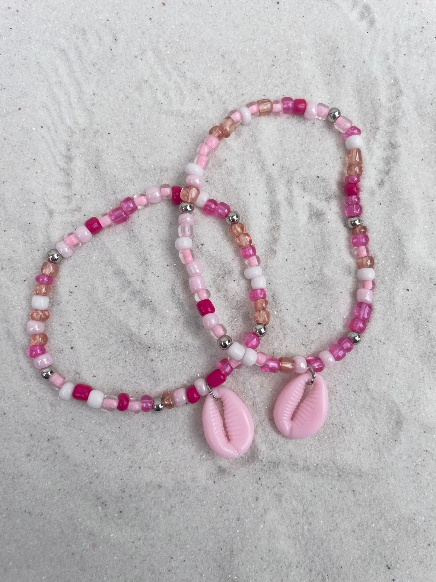 Mixed pinky cowrie seashell (1 piece)