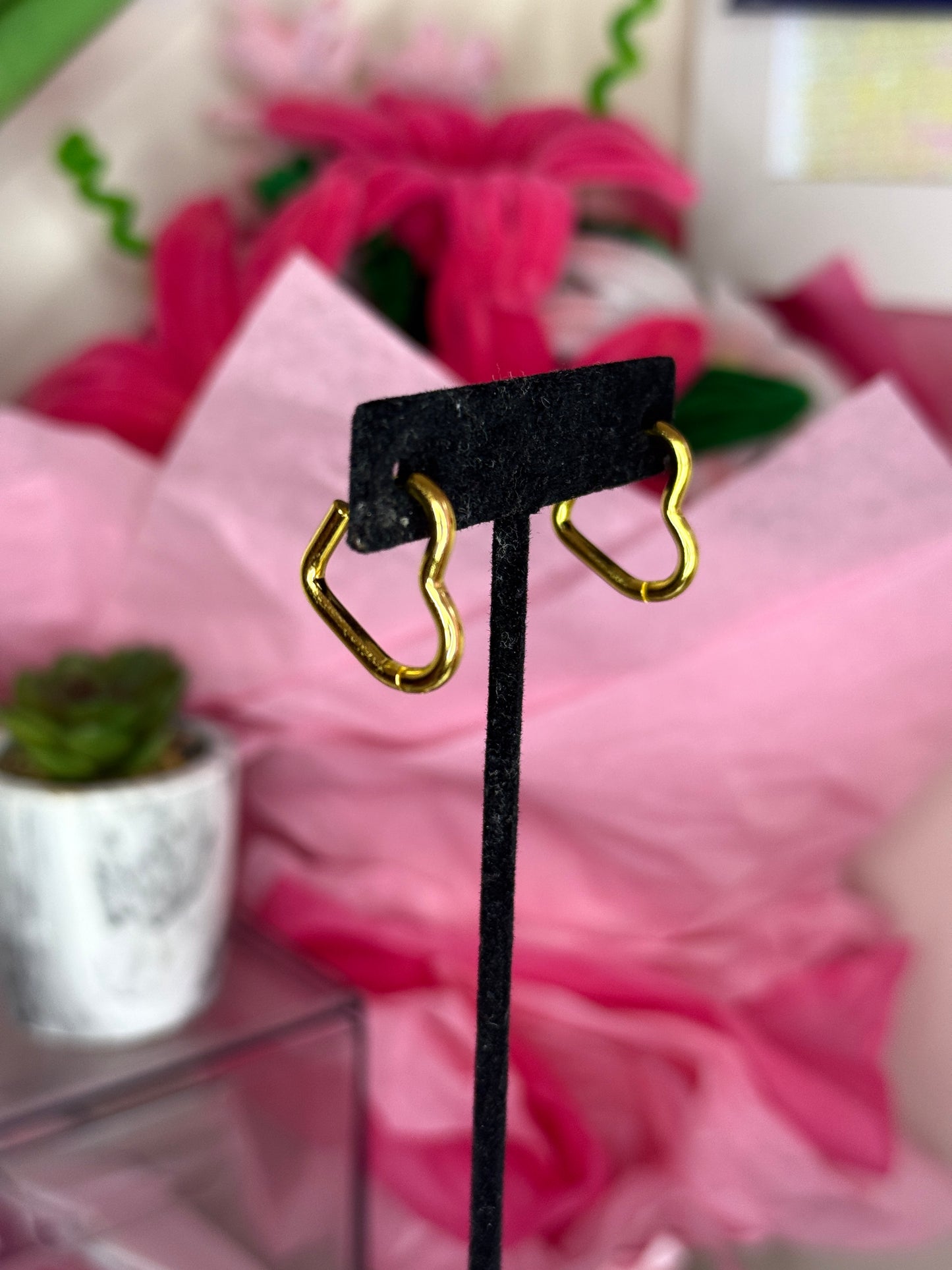 Gold heart mini hoop earrings